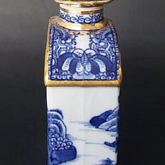 Chinese Export Porcelain Tea Caddy, early 19th Century