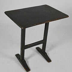 27-5035 Gray Stain Side Table w: Bread Board A_MG_6884