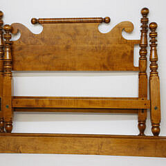 Leonard’s American Tiger Maple Low Four Poster Bed