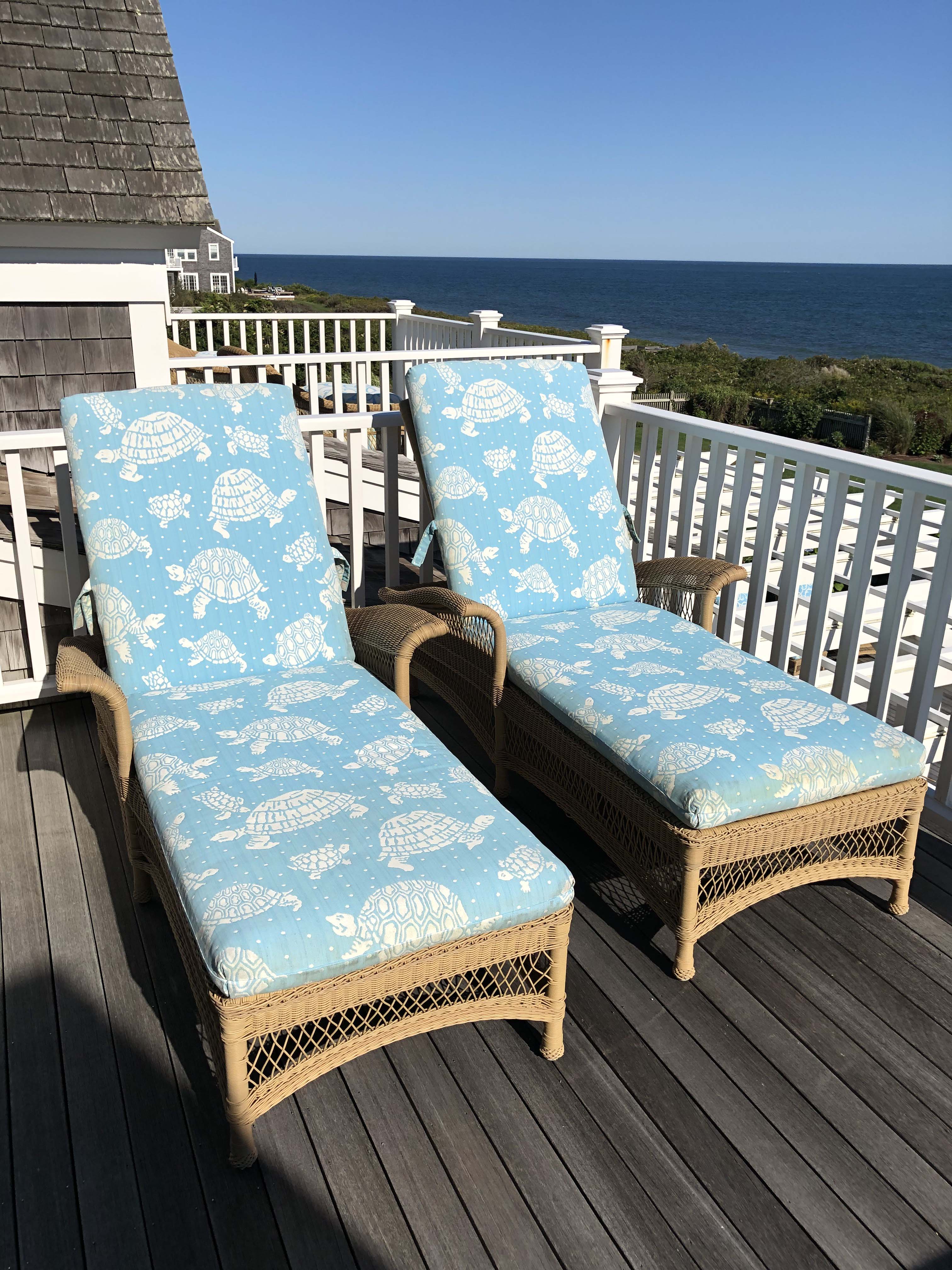 Pair of Brown Jordan Resinweave Chaise Lounges Pair of Brown Jordan Resinweave Wicker Chaise