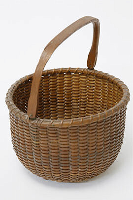 2-4968 Sherwin Boyer Nantucket Swing Handle Basket A_MG_8135