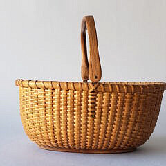 Vintage Oval Swing Handle Nantucket Basket