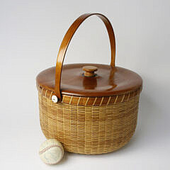 33-3887 Janet L. Carreau Covered Nantucket Basket A_MG_8151