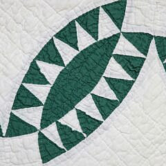 1930s Green and White Sawtooth Wedding Ring Quilt