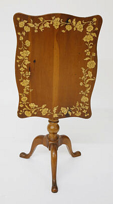 41560 Cherrywood Mini Tilt Top Table A_MG_9007