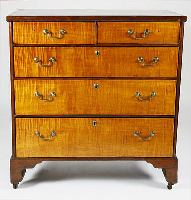 506-3771 TigerMapleMahoganyChest A_MG_8609