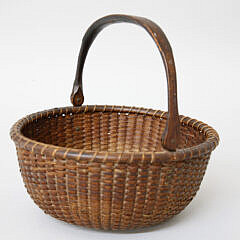 Fine William Appleton Antique Round Open Swing Handle Nantucket Basket, circa 1910