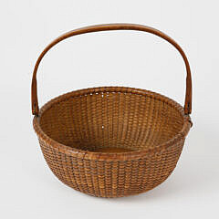 Fine Antique William Appleton Round Open Swing Handle Nantucket Basket