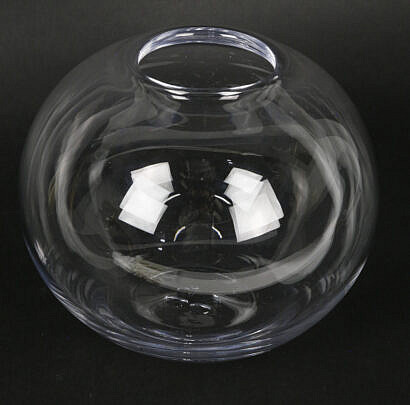 725-1865 Pearce Hand Blown Glas Orb Vase A_MG_9775