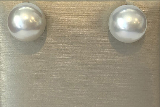 40162 Cropped Pair White South Sea Pearl Earrings B IMG_8250