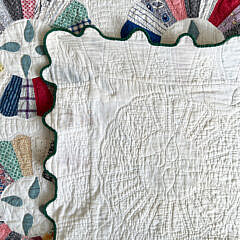 Finely Quilted Colorful “Dresden Plate” Patchwork Quilt, circa 1930s