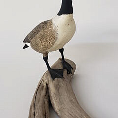 Fine Vintage Carved and Painted Canada Goose