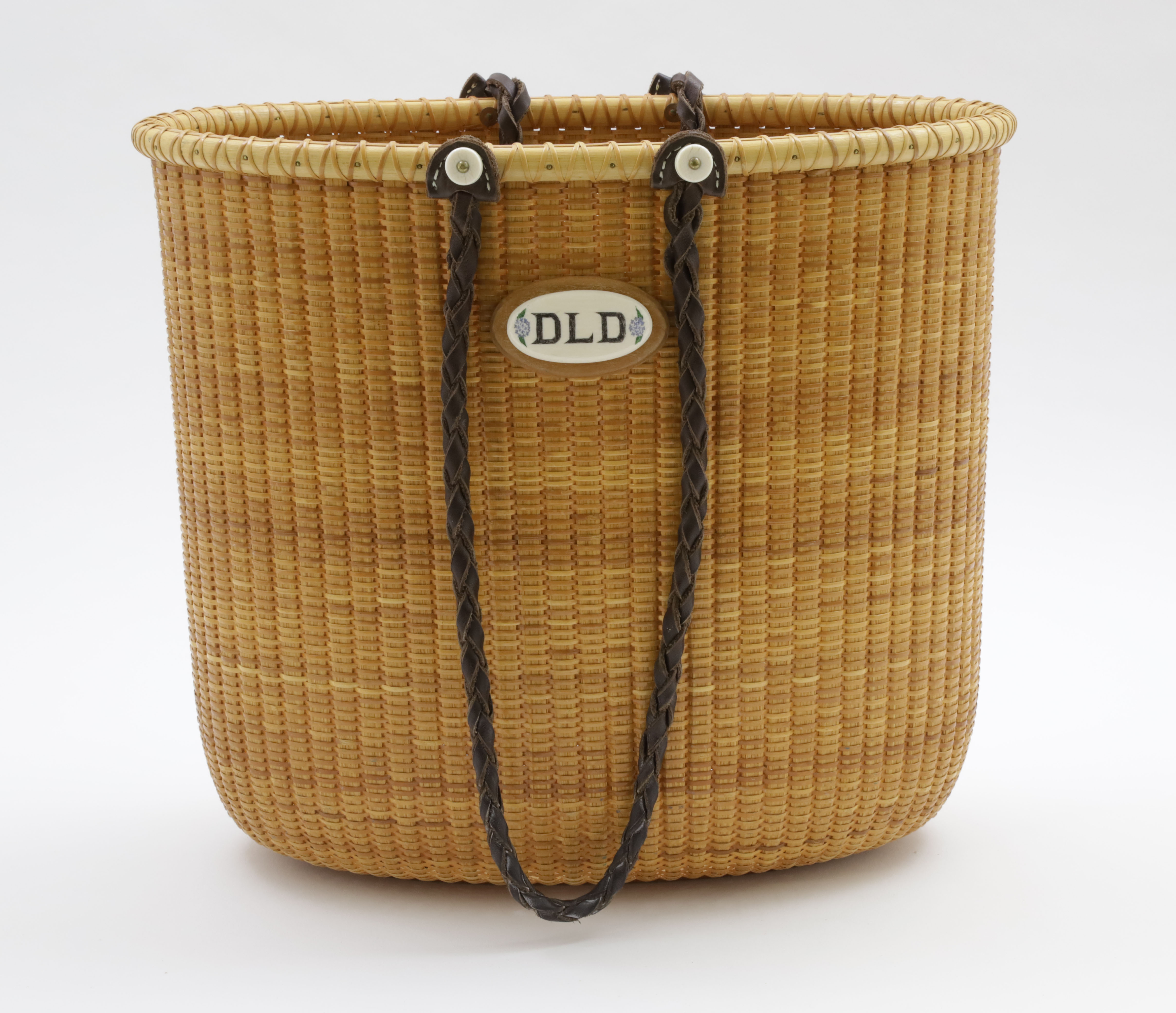 Bill and Judy Sayle Nantucket Oval Open Bucket Basket circa 2005 Bill