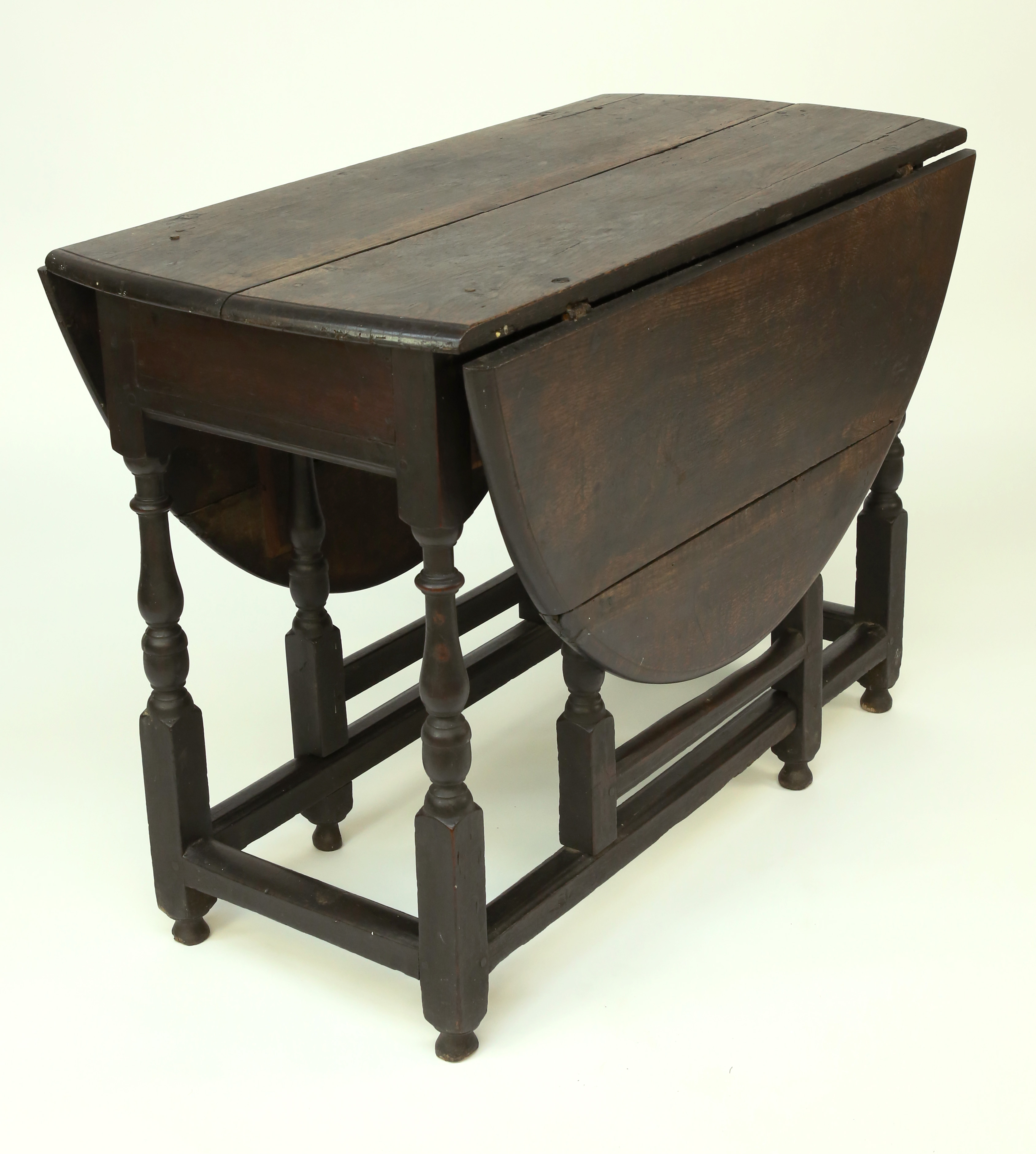 English Oak Gate Leg Drop Leaf Dining Table 18th Century English Oak