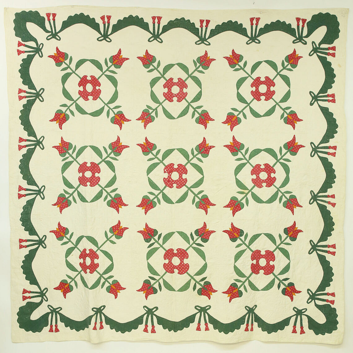 Antique Pennsylvania Calico Tulip Applique Quilt 19th Century Antique