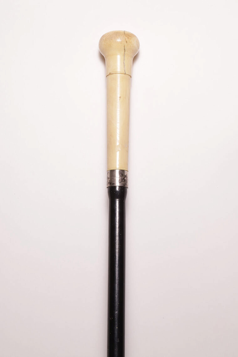 Antique Knob Handled Walking Stick 19th Century Antique Knob Handled