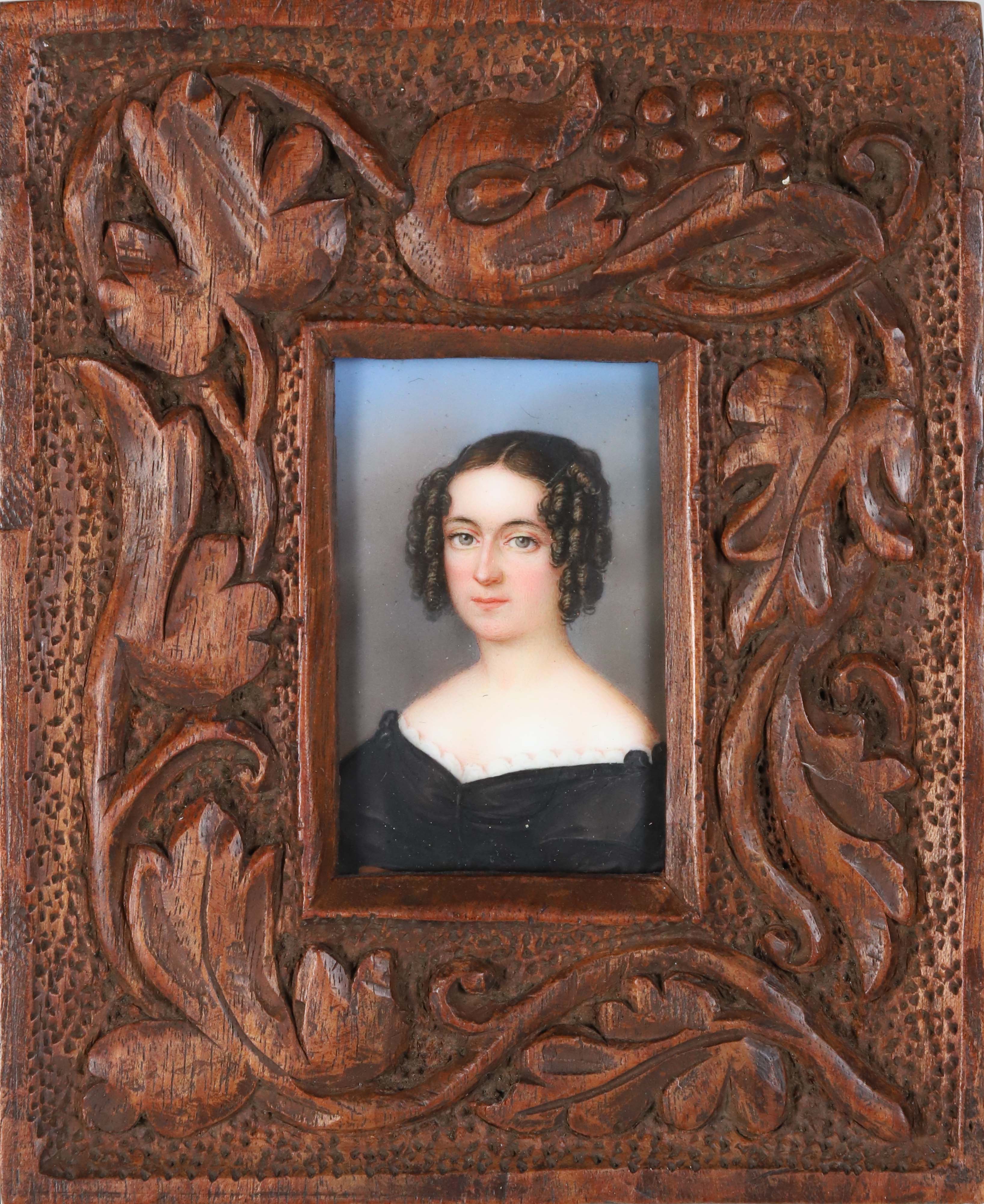 Broche Portrait Miniature KPM Porcelaine Peinte à Main 19ème Siècle | Femme Aristocrate, Plaqué Or, Occasion