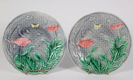 Pair of Porcelain Opaques Design Poppy Plates