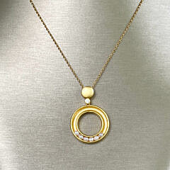 42495 Silver Vermeil Circle Pendant Necklace A IMG_5334
