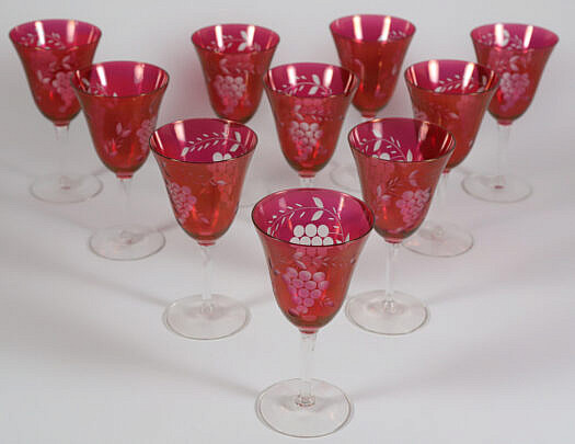 1-4811 Set of 8 Ruby Cut to Clear Wine Glasses A_IMG_0045 2