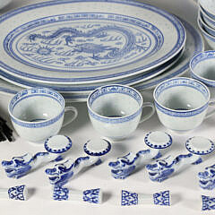 Chinese Blue and White Porcelain Rice Pattern Dinner Service