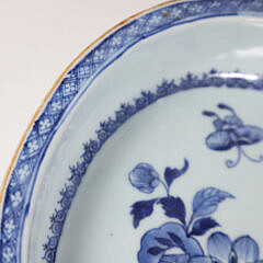 Chinese Export Blue and White Floral Decorated Oval Pie Platter, 19th Century
