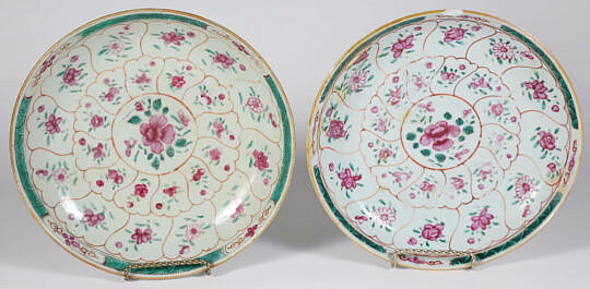 6-4905 Pair of Chinese Export Shallow Bowls A_IMG_0019 2