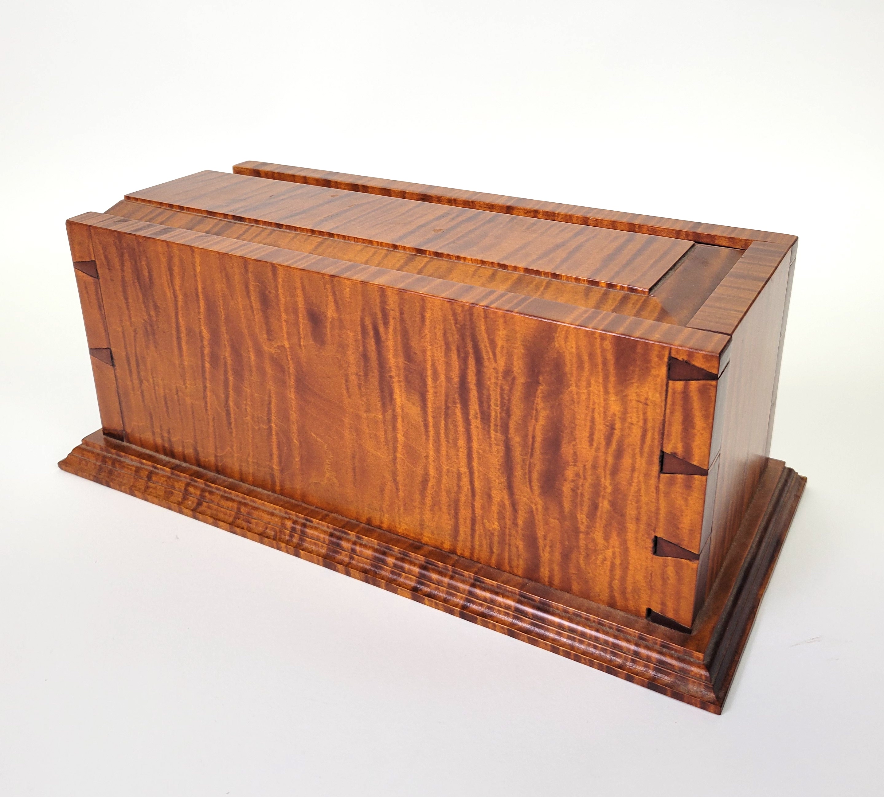 Bench Made 18th Century Style Solid Tiger Maple Candle Storage Box ...