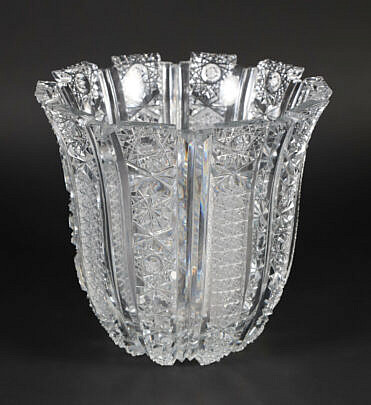 41740 Brilliant Cut Crystal Vase A IMG_4480