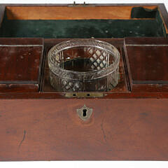 English Double Compartment Mahogany Tea Caddy, 19th Century