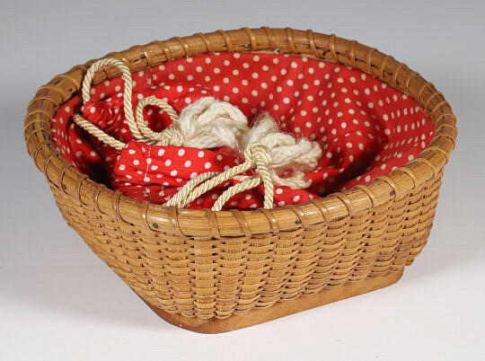 89-5427 Paul and Betty Reis Nantucket Basket A_IMG_0352