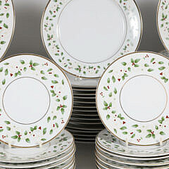 Set of Wallace “Holiday Vine” Pattern Porcelain Dinner Service