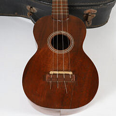 Vintage Paul Summers Aloha Hawaiian Ukulele in Custom Case, circa 1940s