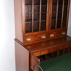 New England Inlaid Mahogany Secretary Bookcase, circa 1800-1810
