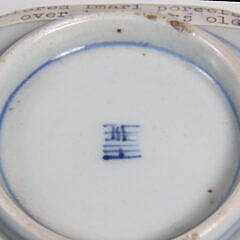 Six Pieces of Imari Porcelain in Fitted Box, 19th Century