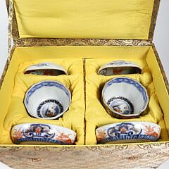 Six Pieces of Imari Porcelain in Fitted Box, 19th Century