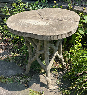 96-5450 Faux Boix Concrete Table A_IMG_7351