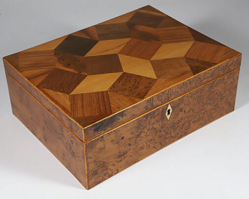 2339-54 Birds Eye Maple Inlaid Box A IMG_9621