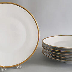 Set of Six Hutschenreuther Hohenberg Porcelain Dinner Plates