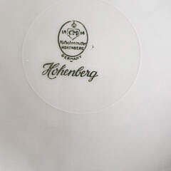 Set of Six Hutschenreuther Hohenberg Porcelain Dinner Plates