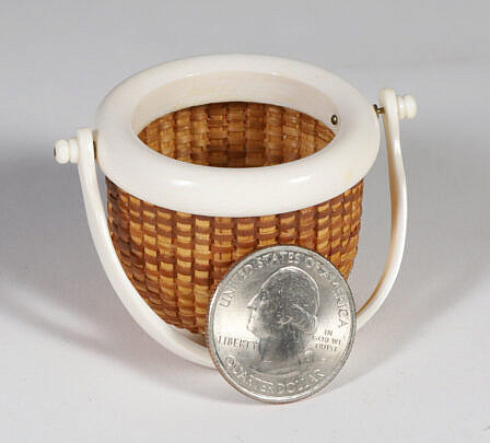 266-5230 Maggie Silvia Mini Round Basket A_IMG_9881