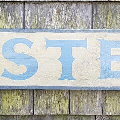 4023-955 Oyster Sign A