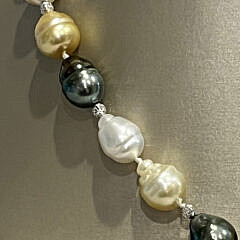Fine 16mm – 11mm White and Gold South Sea and Tahitian Pearl Lariat Necklace