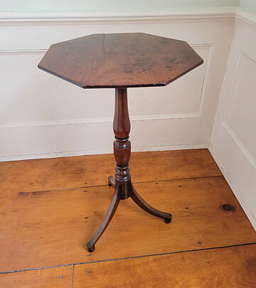 Mahogany Octagonal Tripod Candlestand, 19th Century