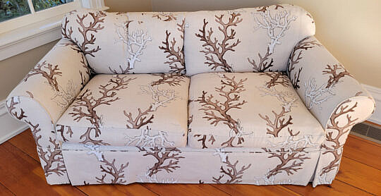 151-5515 Designer Love Seat A_20250127_114211