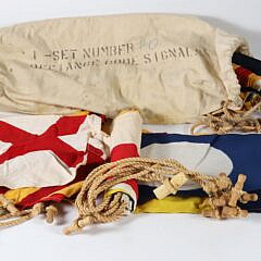 2-5424 Set of 32 Vintage Signal Flags A_IMG_9964