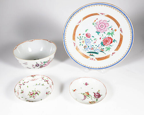 18th Century Chinese Export Porcelain Famille Rose Set