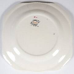 Set of Twelve English Fondeville Ambassador Ware Floral Decorated Luncheon Plates