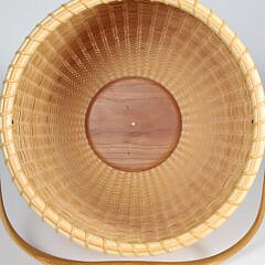 Susan Chase Ottison Round Open Swing Handle Basket, circa 2000