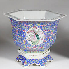 Pair of Chinese Polychrome Enameled Porcelain Hexagonal Cache Pots on Separate Footed Bases